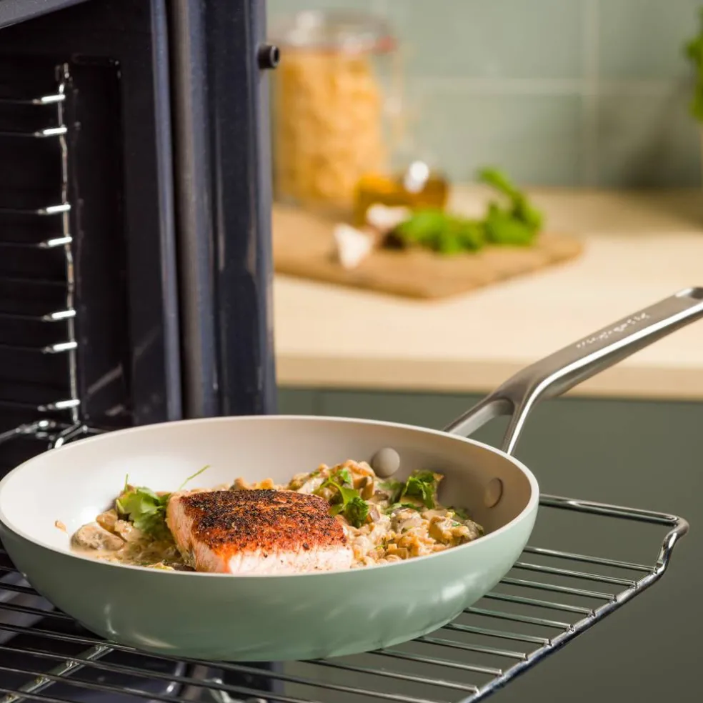 Advanced Hard Anodized stekepanne 24 cm, cardamom