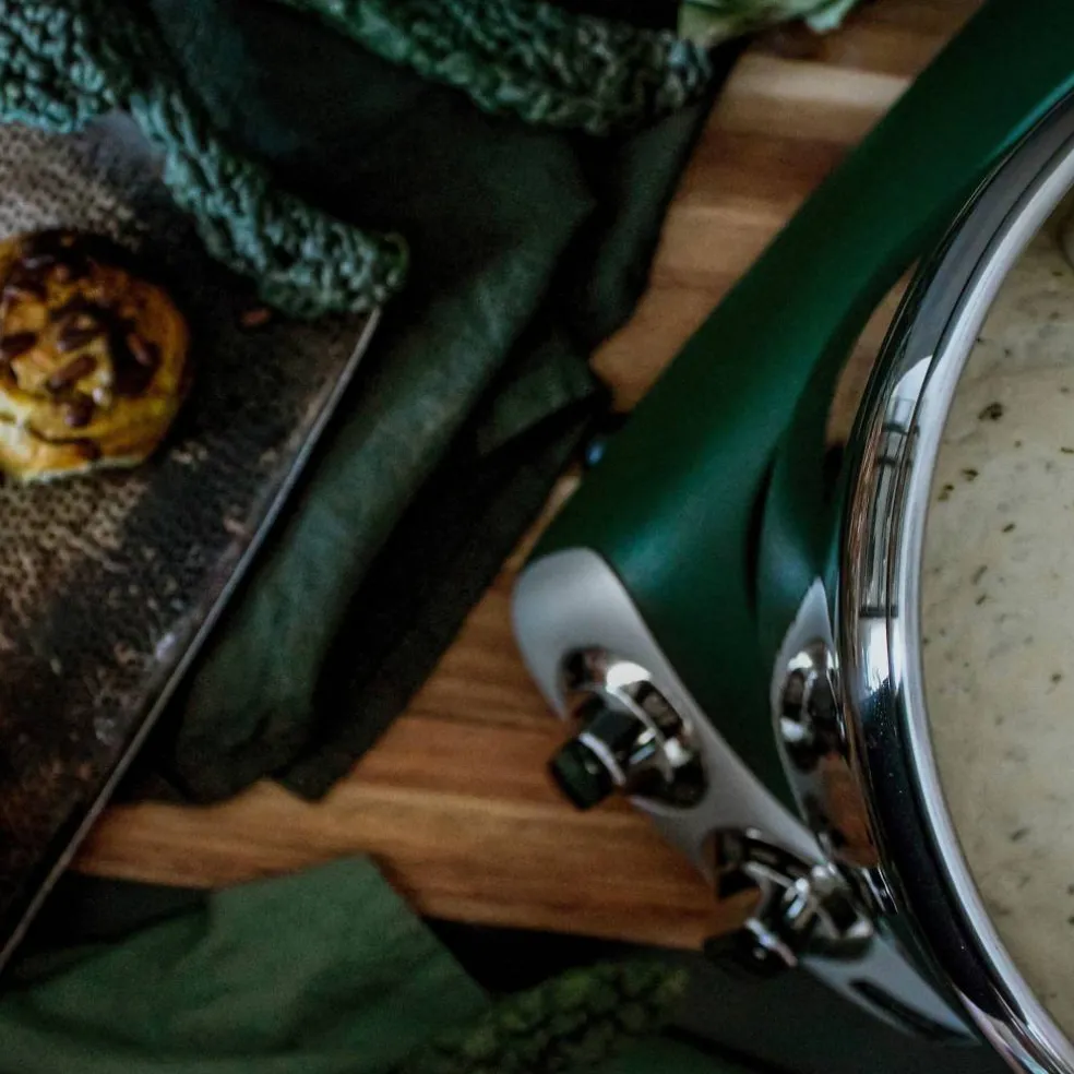 AKM 6230 Go Green Kjøkkenmaskin, glossy white