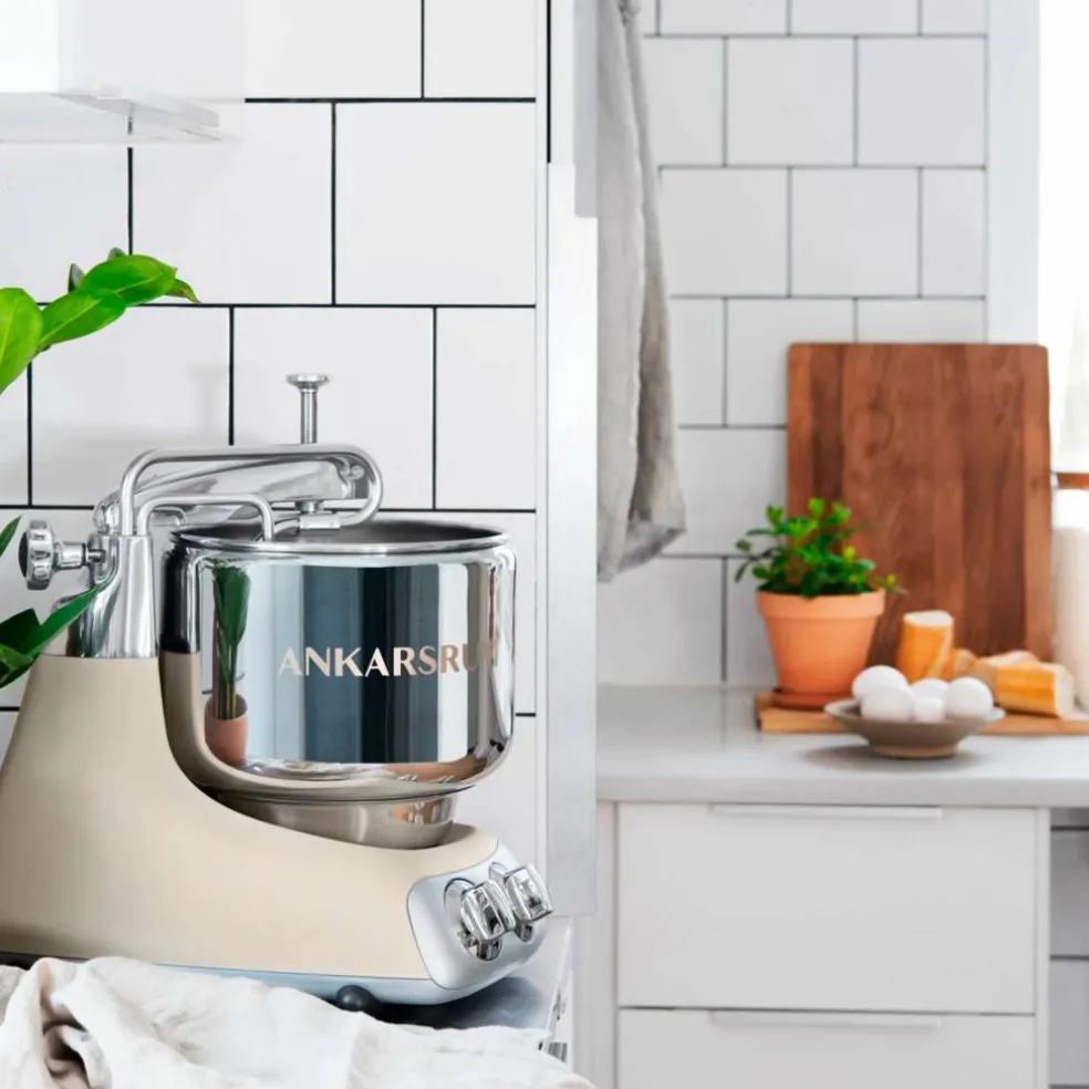 AKM 6230 Kjøkkenmaskin + Deluxepakke, harmony beige