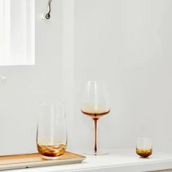 Amber' Munnblåst hvitvinsglass