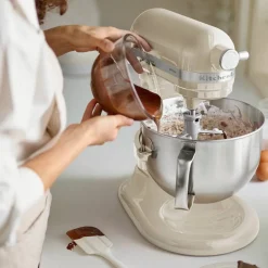 Artisan 5KSM60SPX kjøkkenmaskin med løftearm 5,6 liter, almond cream