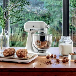 Artisan Stand Mixer 4,8L Cast Iron Black