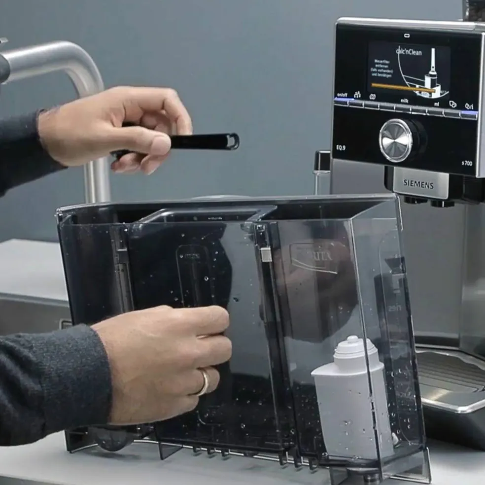 Automatisk kaffemaskin EQ900, rustfritt stål