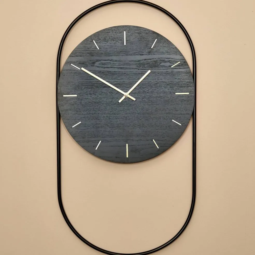 A-Wall klokke svart/metall