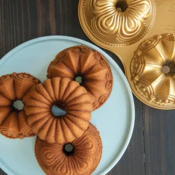 Bakeformer 70 Anniversary Gold
