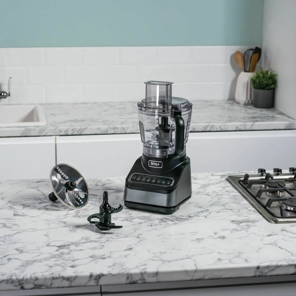 BN650EU Auto-iQ Foodprocessor