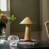 Cannes bærbar bordlampe, oat yellow