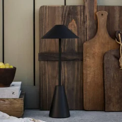 Cannes 32 bærbar bordlampe, svart