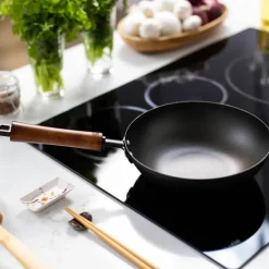 Classic Stir Fry-panne 24 cm, karbonstål
