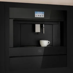 CM45MOD2WTB Modern integrert kaffemaskin, svart glass