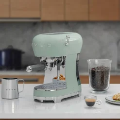 ECF02PKEU Espressomaskin, rosa