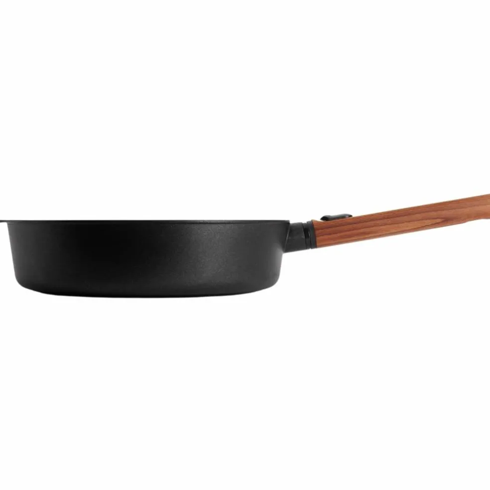 Eco Logic QXR sautépanne 24 cm med avtagbart trehåndtak