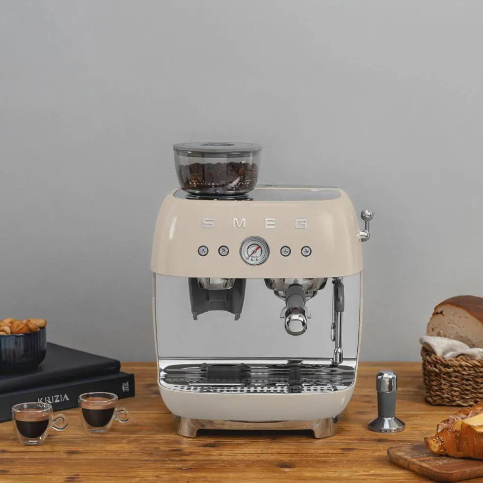 EGF03 Manuell espressomaskin, creme
