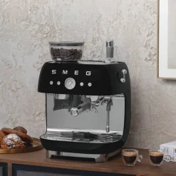 EGF03 Manuell espressomaskin, creme