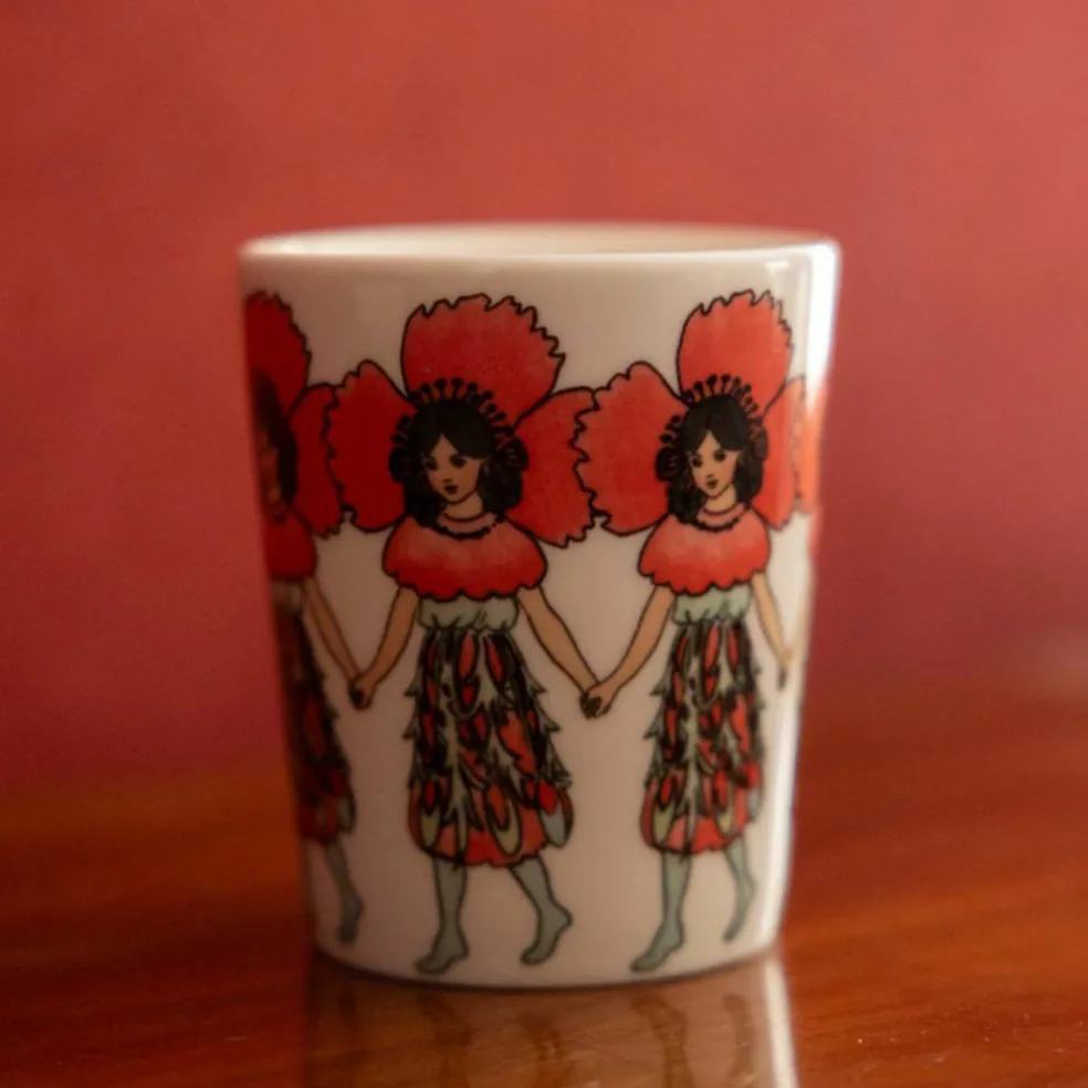 Elsa Beskow kopp med hank 28 cl, Mrs Beetroot