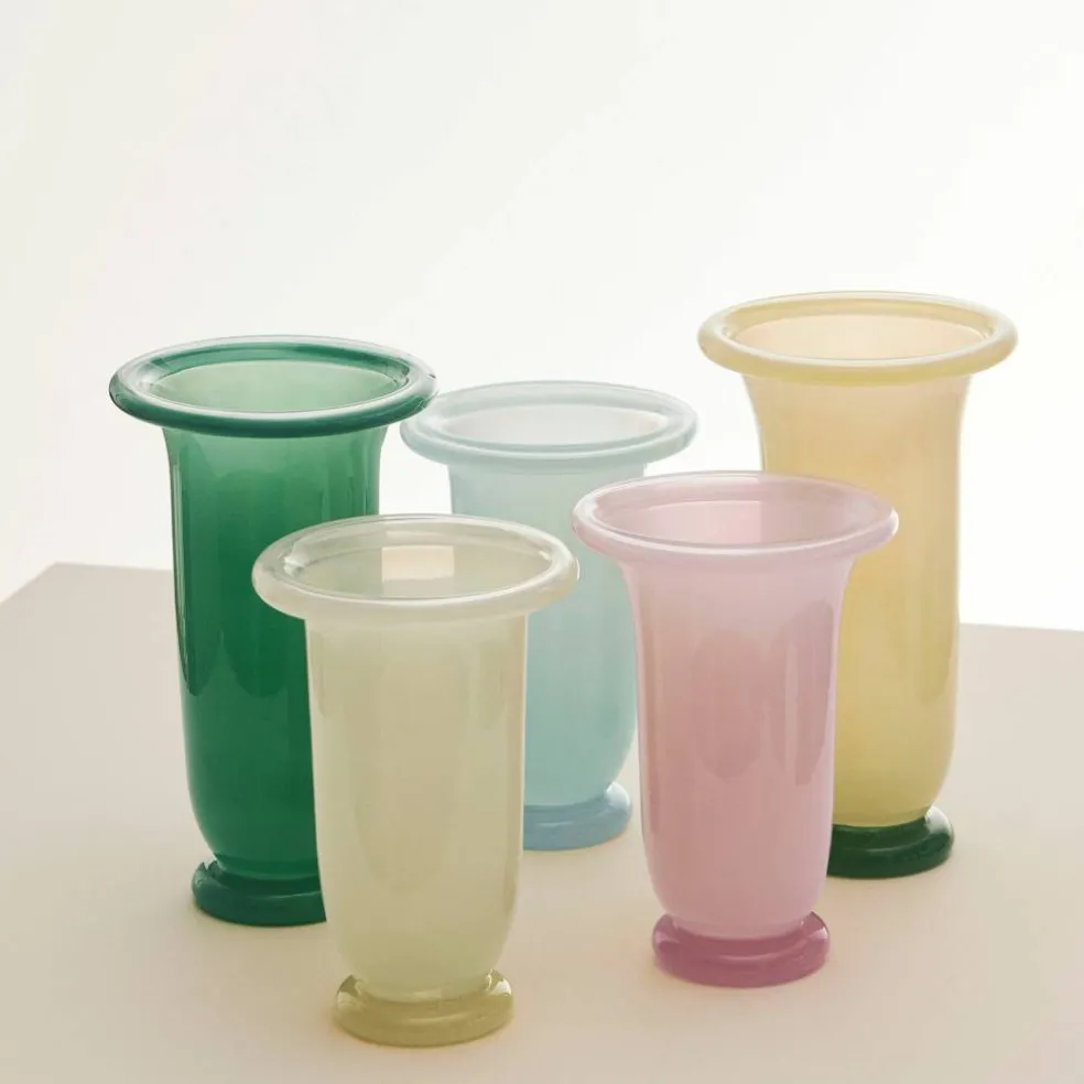 Empire (medium) vase, lys rosa
