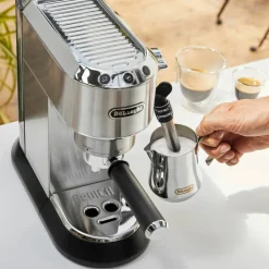 Espressomaskin EC685 Hvit
