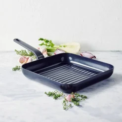 Essence grillpanne 28 cm, svart