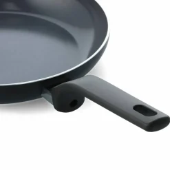 Essence stekepanne 24 cm, svart