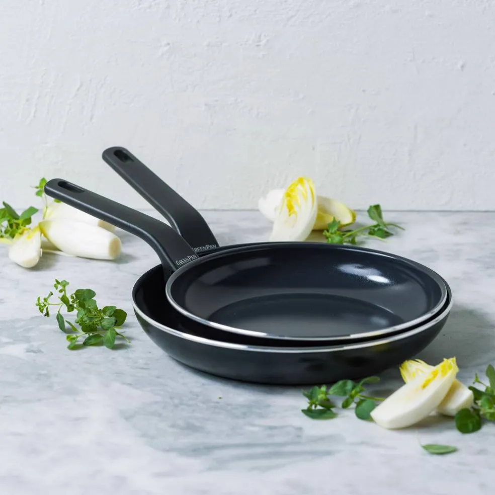 Essence stekepannesett 24 + 28 cm, svart