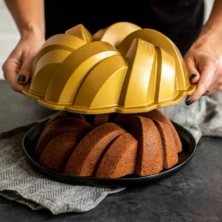 Flettet bakeform, 75-årsjubileum