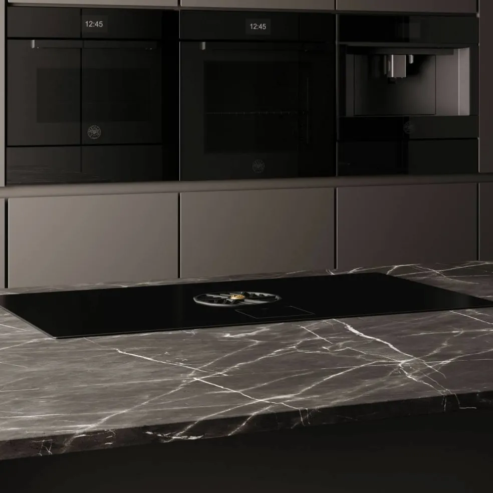 FMOD6117PTG3 Modern innbyggingsovn med pyrolyse 80 liter, gull