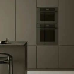 FMOD6117PTG3 Modern innbyggingsovn med pyrolyse 80 liter, gull