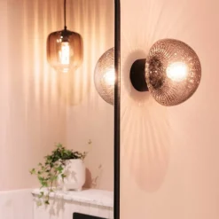 Fungo 16 vegglampe, røykfarget/svart