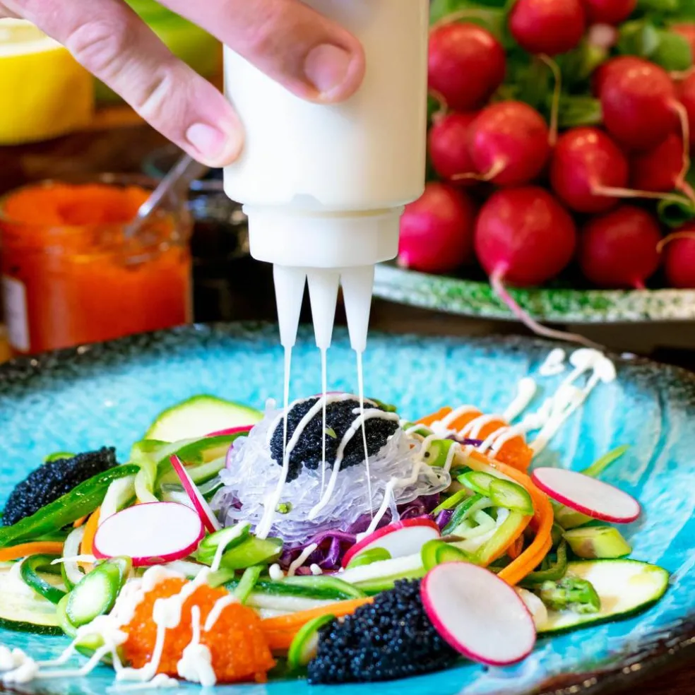 Gourmetsett med gassbrenner, saltstein og dressingflaske