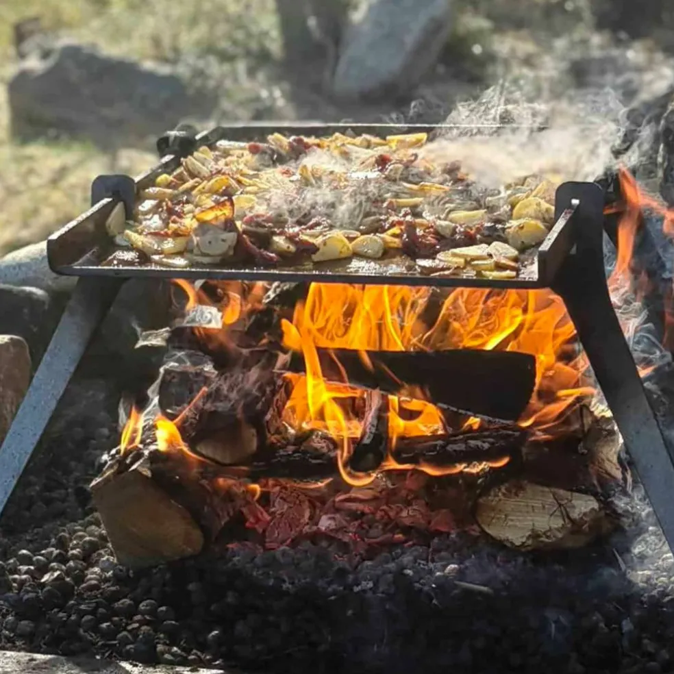 Grillplate med høye kanter