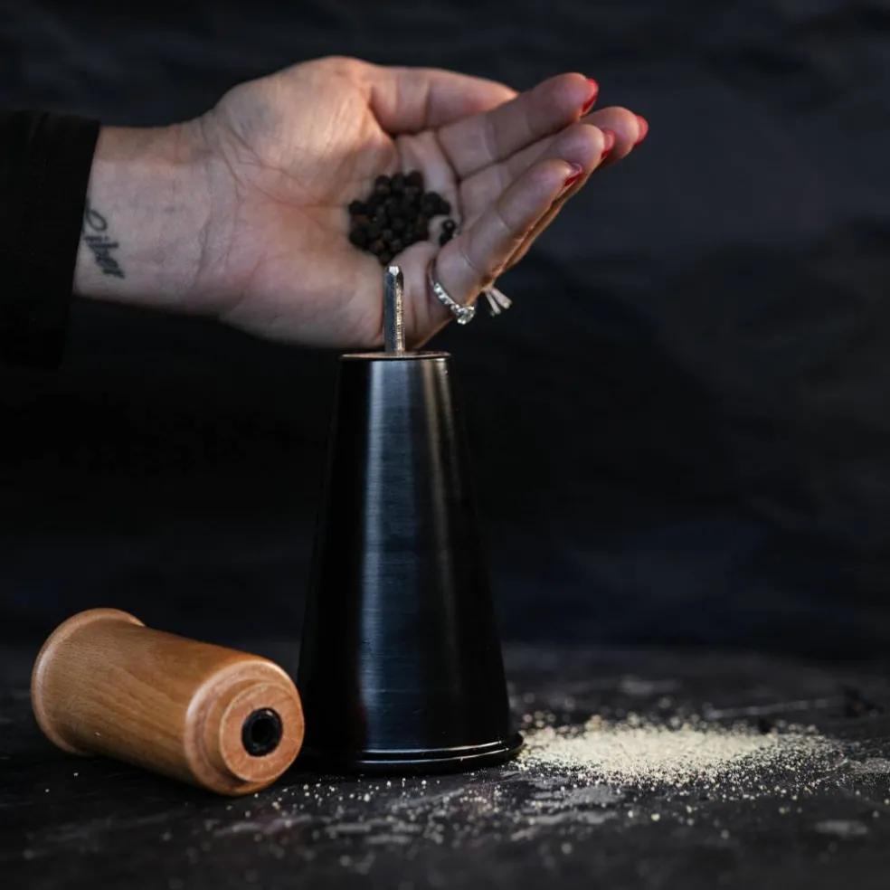 Gurken salt- og pepperkvern medium, rød/brun