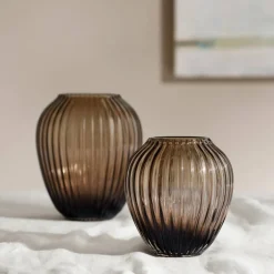 Hammershøi vase, 18.5 cm, valnøtt