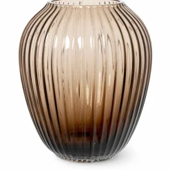 Hammershøi vase, 18.5 cm, valnøtt