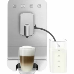 Helautomatisk espressomaskin, hvit