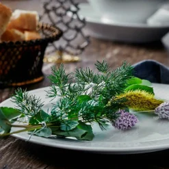 Hvit Plissé tallerken, Ø 17 cm.