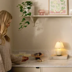 Iris bærbar bordlampe, creme