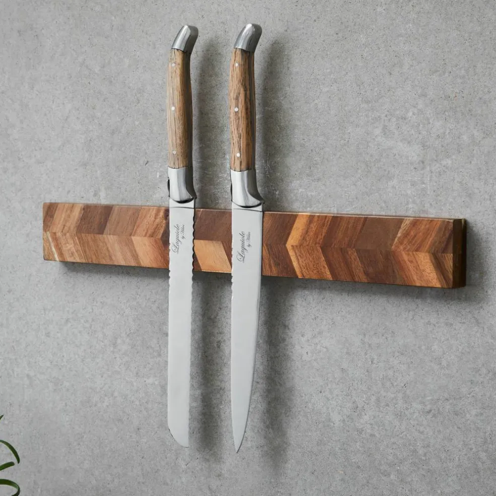 Knivlist, akasietre