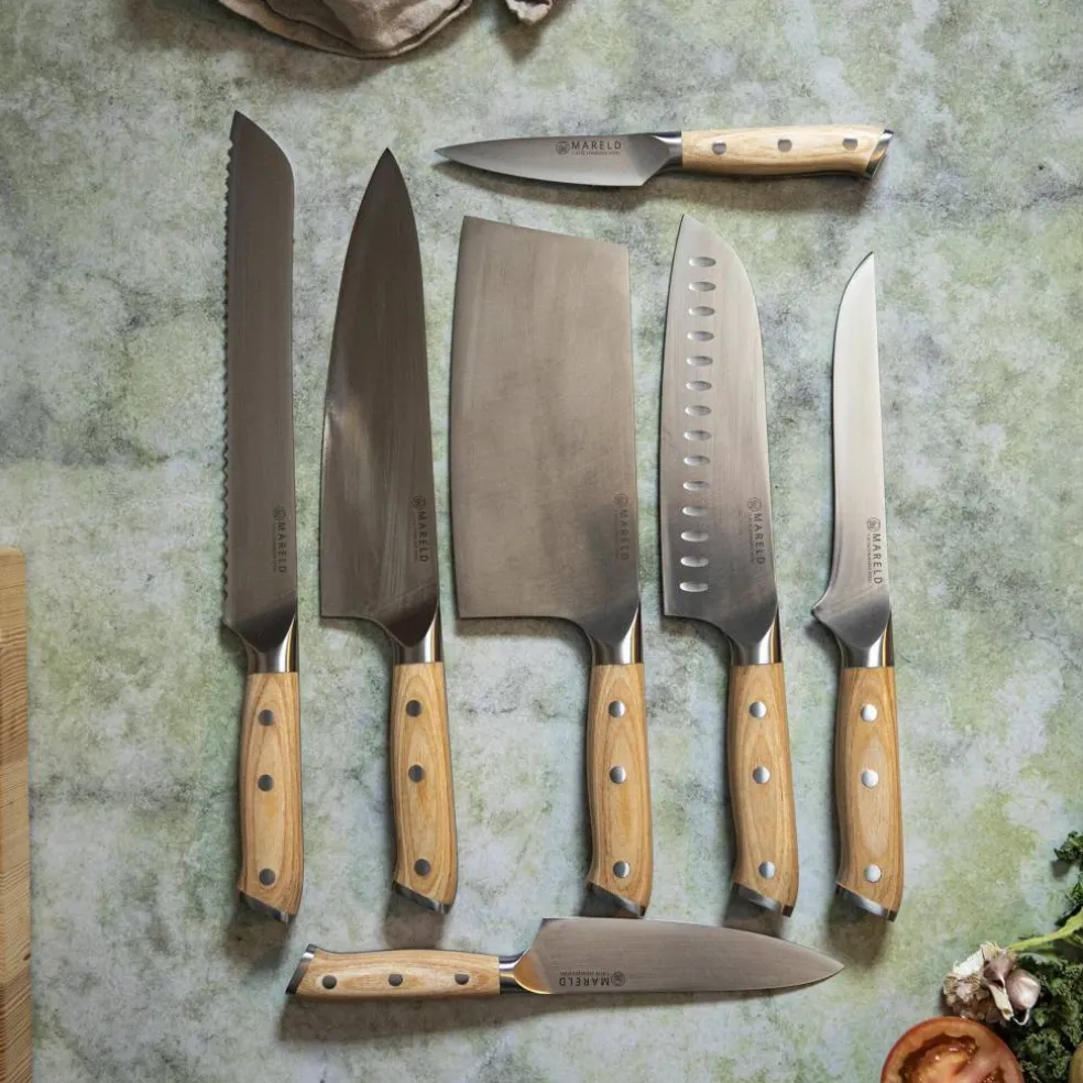 Knivsett med 7 kniver i europeisk tradisjon