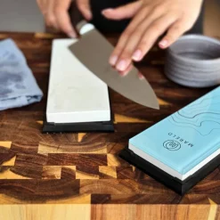 Knivsett med 7 kniver i europeisk tradisjon