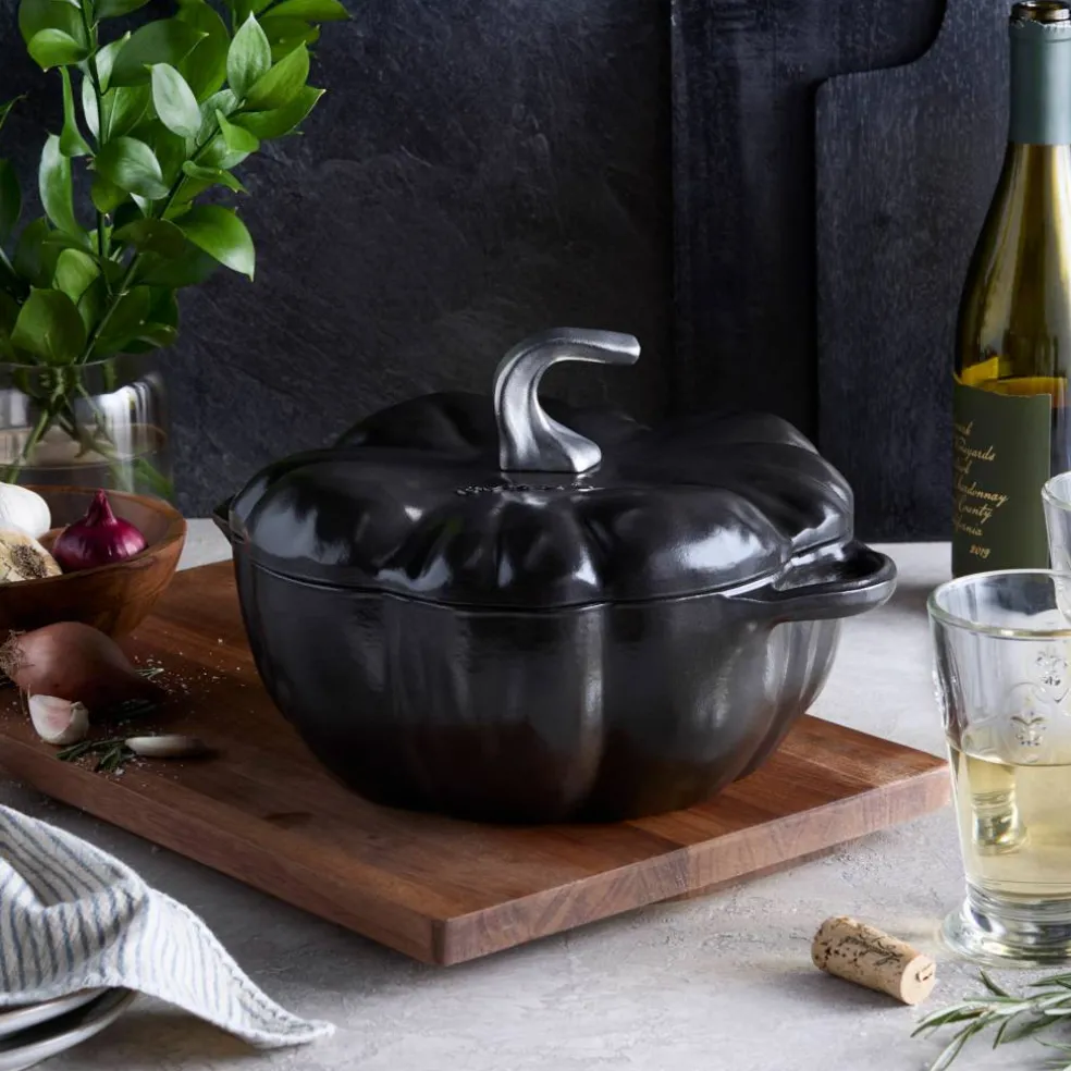 La Cocotte Gresskar støpejernsgryte 24 cm / 3,5 liter, svart