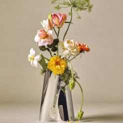 Lituus vase, medium