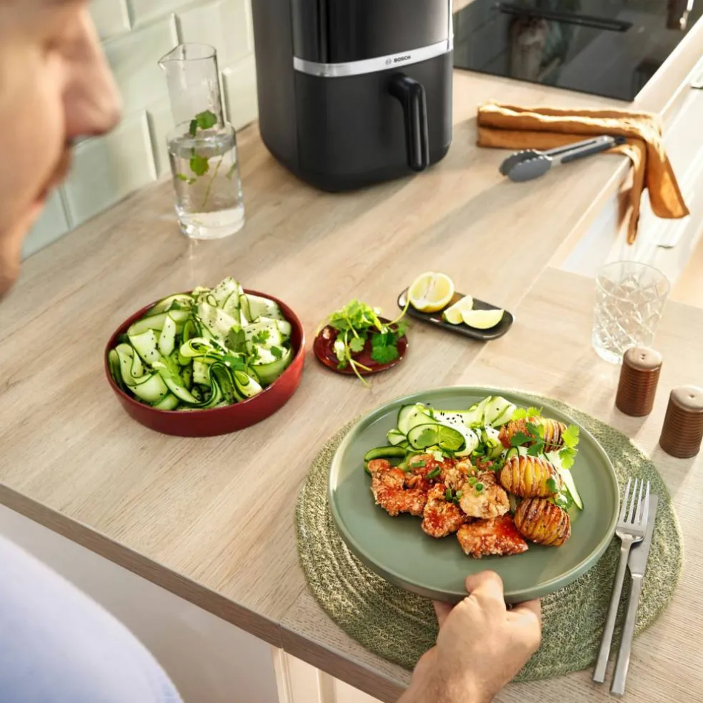 MAF462B0 Serie 4 Airfryer 6,1 liter, svart