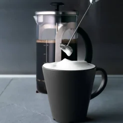 Melkeskummer med holder, svart