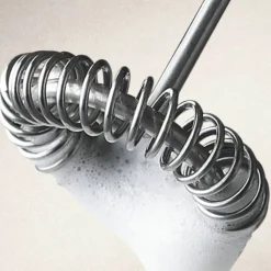 Melkeskummer med holder, svart