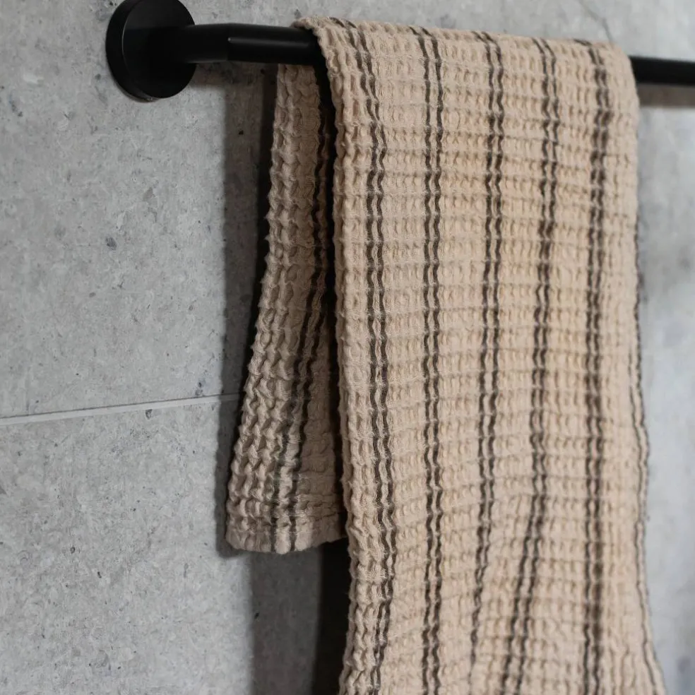 Nella håndkle 70x50 cm, taupe stripe