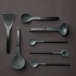 Optima Røreskje med hull 31 cm, humus