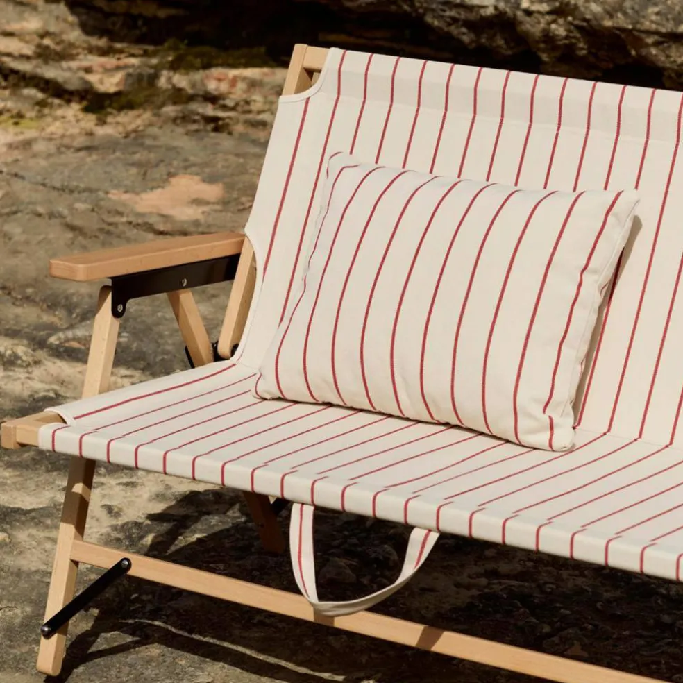 Outdoor Market pute 45 × 35 centimeter, beige/rød