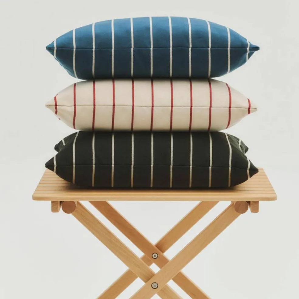 Outdoor Market pute 45 × 35 centimeter, svart/beige