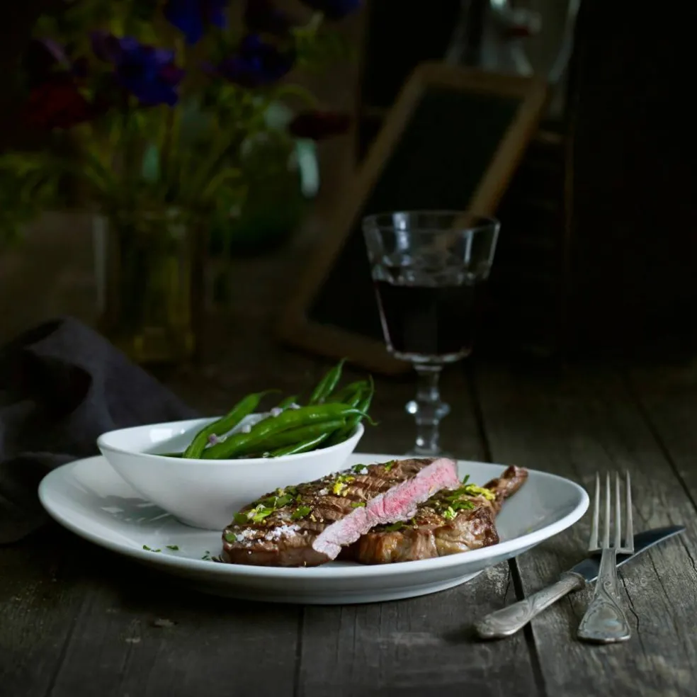 Oval steak-tallerken, stor 29,5 x 25,5 cm.