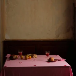 Pink Hearts duk 330×145 cm, rosa